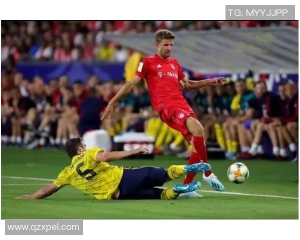 欧联杯激战：拜仁狂胜阿森纳五球大捷补时进球点燃全场激情