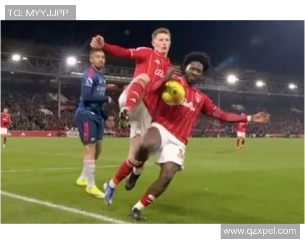 中超激战：AC米兰大胜阿森纳引发争议判罚全场沸腾