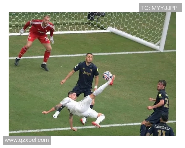 里昂大胜尤文图斯6比2震惊全场的世界杯精彩瞬间回顾