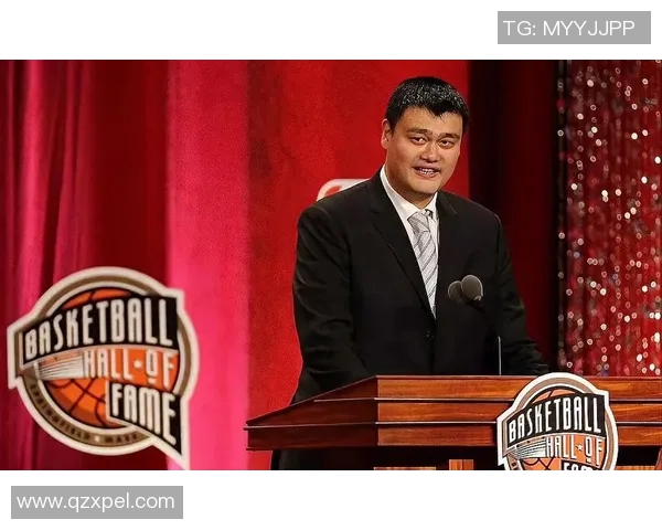 姚明与鲨鱼的巅峰对决：篮球巨星与海洋霸主的奇妙碰撞