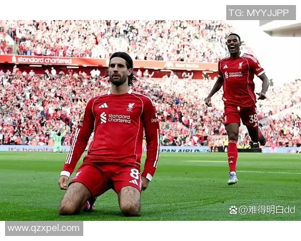 英超激战：尤文图斯逆转阿森纳5-1绝杀引发争议判罚全场沸腾