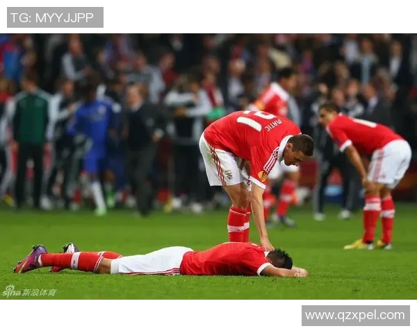 欧联杯精彩对决切尔西大胜本菲卡神扑瞬间引发全场狂欢集锦回顾 欧联杯精彩对决切尔西大胜本菲卡神扑瞬间引发全场狂欢集锦回顾