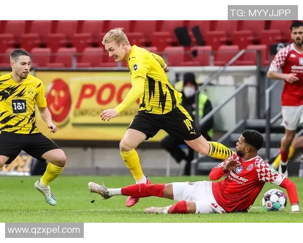 世界杯激战：多特蒙德逆转曼城补时绝杀全场沸腾