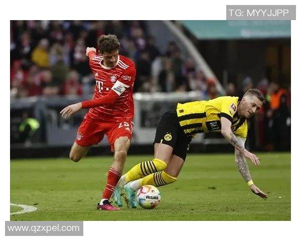 德甲焦点战：里昂逆转拜仁乌龙球成比赛转折点解析