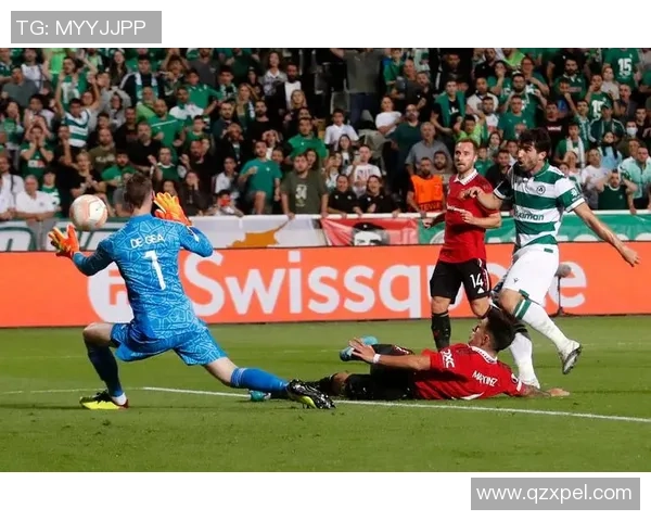 欧联杯曼联与波尔图激战成平局绝杀瞬间引发全场热烈反响分析