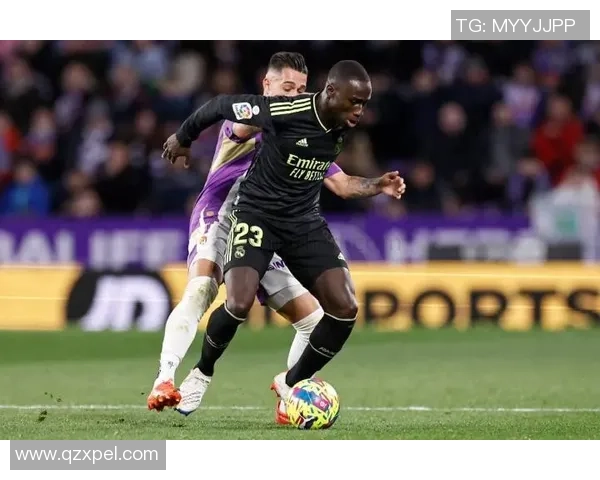 欧联杯曼城逆转皇马精彩瞬间引发全场狂欢转会传闻不断涌现