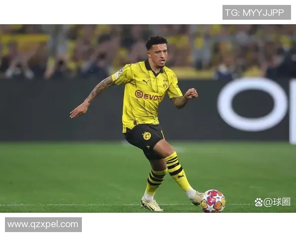 欧冠激战：多特蒙德4-0曼联争议判罚引发全场沸腾