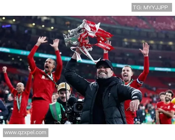 足总杯精彩对决：里昂与利物浦激战成平局逆转瞬间引发全场热潮